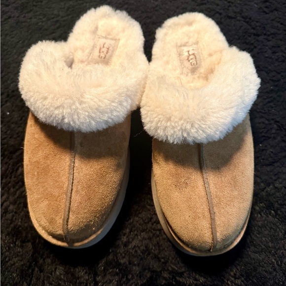 UGG Chestnut Suede Shearling Mules EUC women 9 - Picture 2 of 4